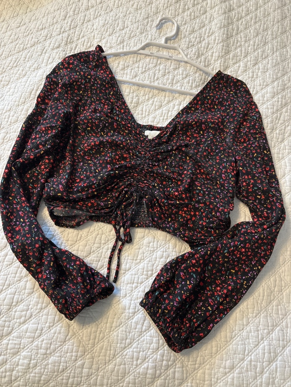 ✨ 3 for $30 ✨ H&M Top